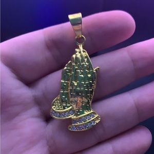 Drake Pendant & Chain